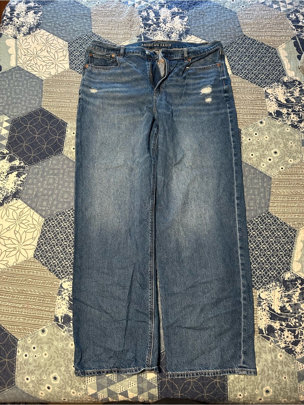 American Eagle Outfitters Blue Wide-Leg Distressed Jeans